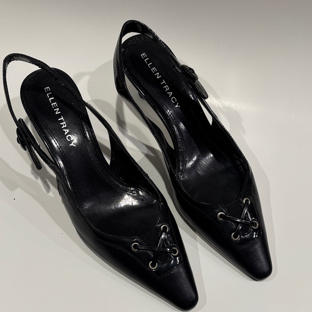 Ellen Tracy Black Pointed Slingback Heels